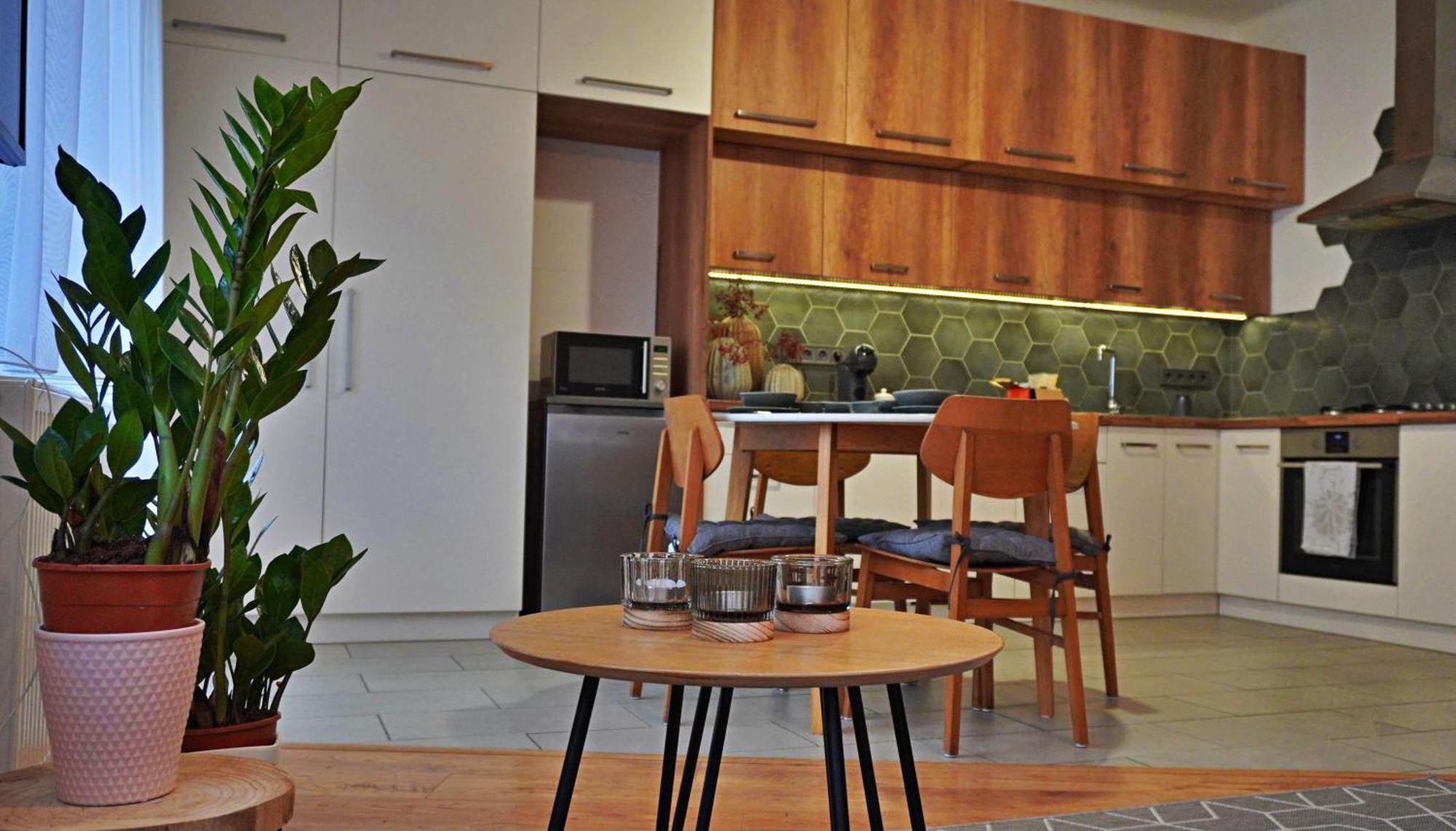 Foter Apartman Kiskunhalas Εξωτερικό φωτογραφία